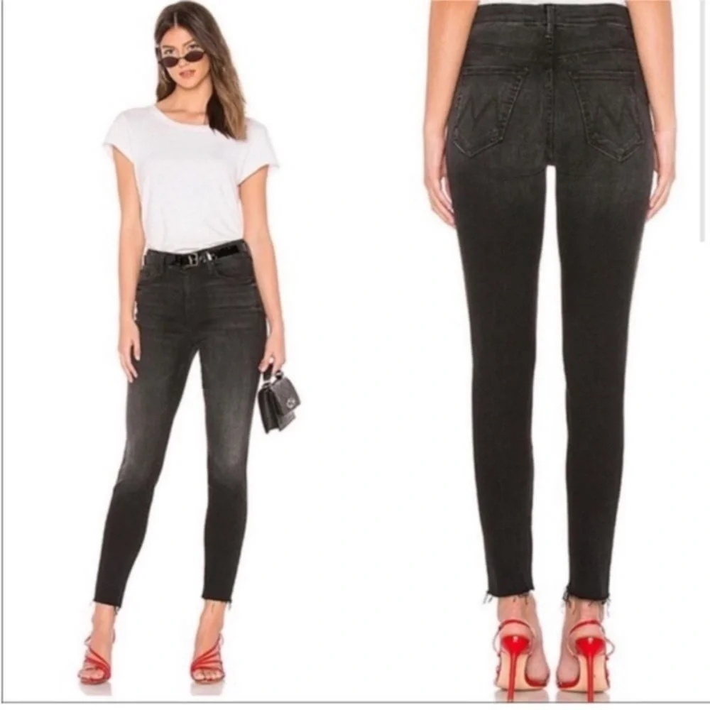 MOTHER High Waisted Looker Ankle Fray in Blackbird size 27 - Picture 2 of 16